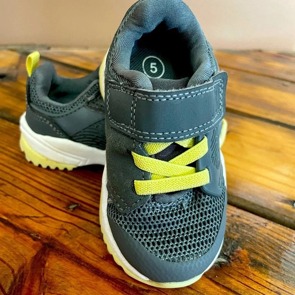 Grey‎ Cat and Jack Sneakers - Picture 1 of 2